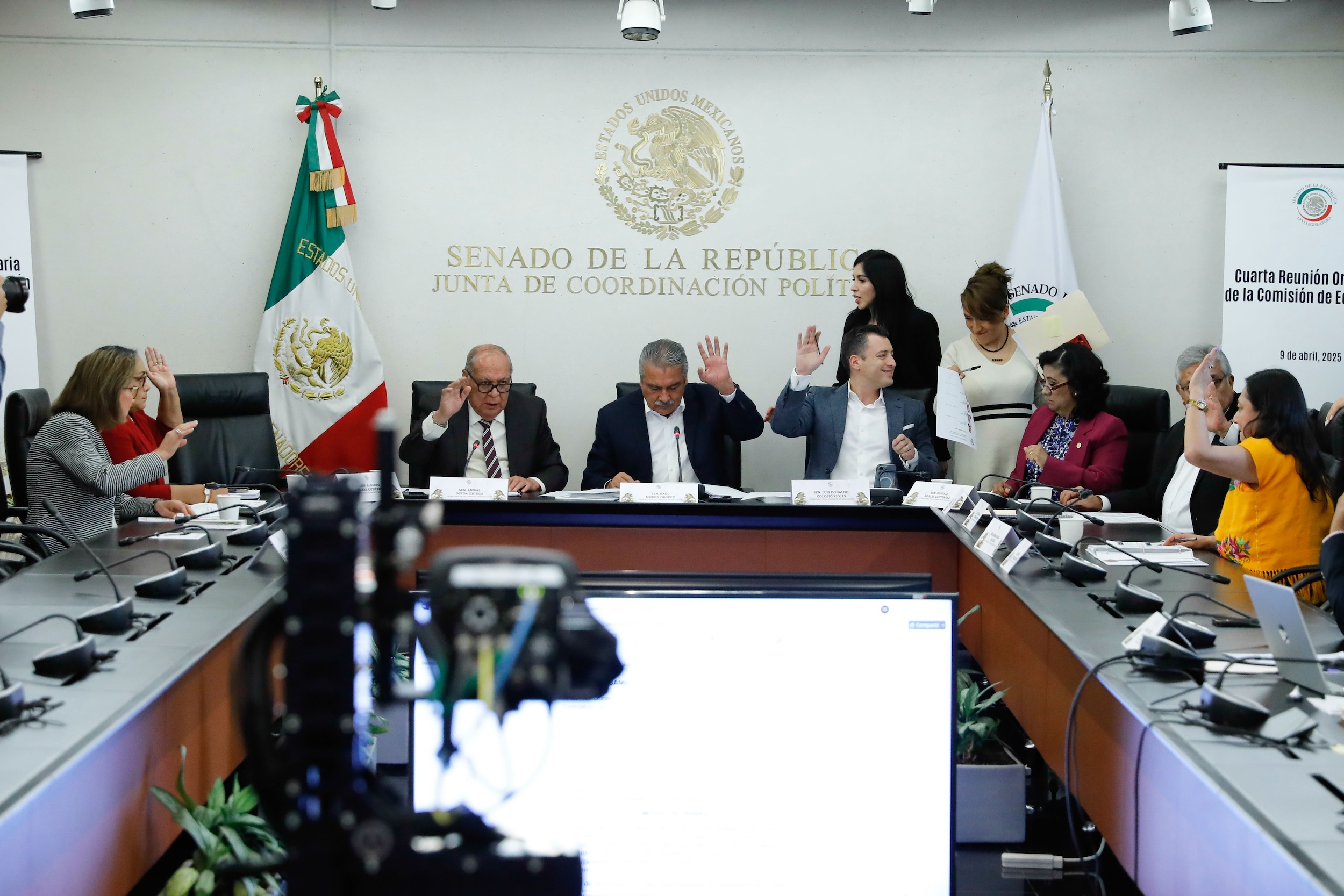090425 Comisioin de educacioin-1