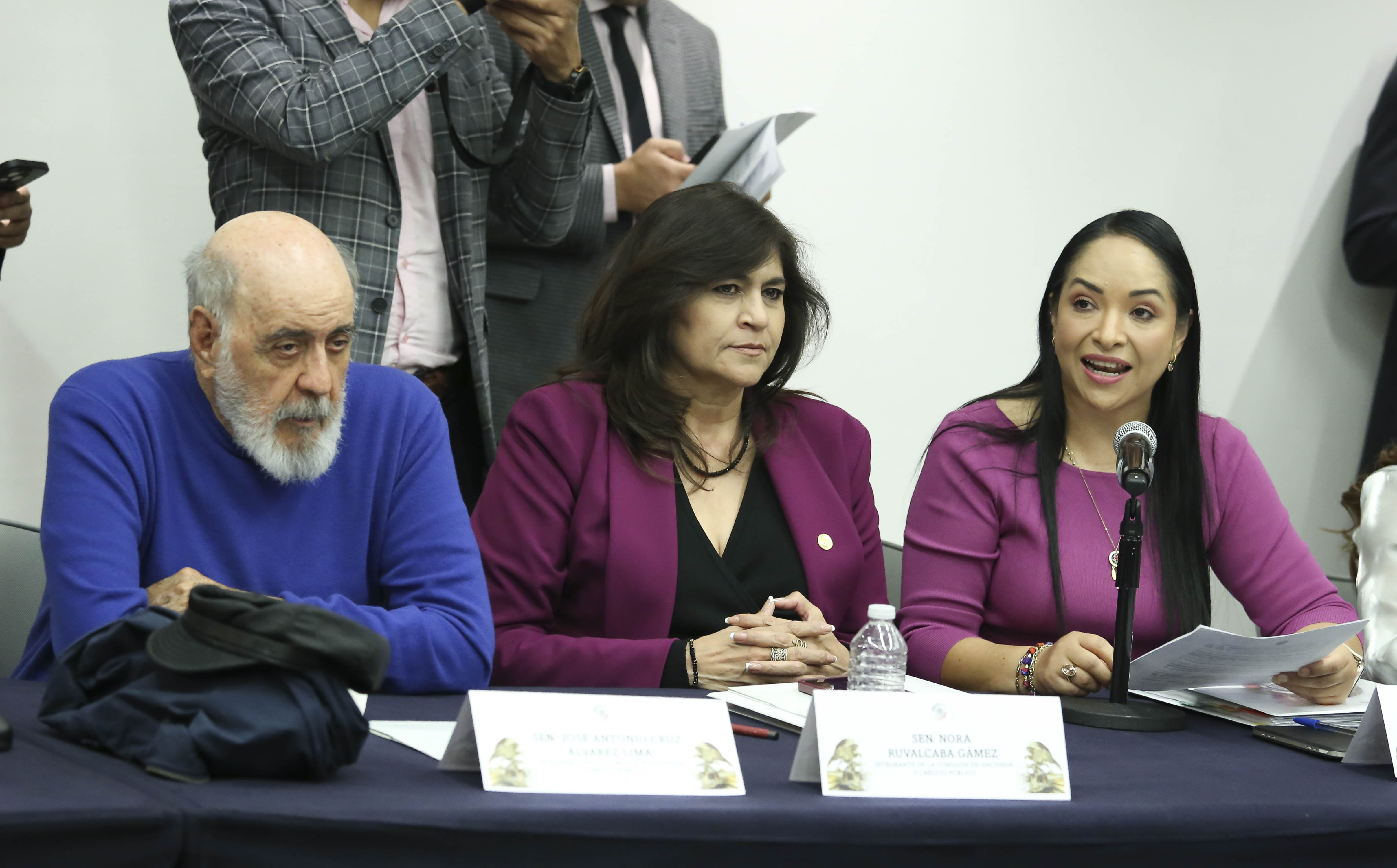 050325  Comisiones Unidas Hacienda y Estudios Legislativos-14