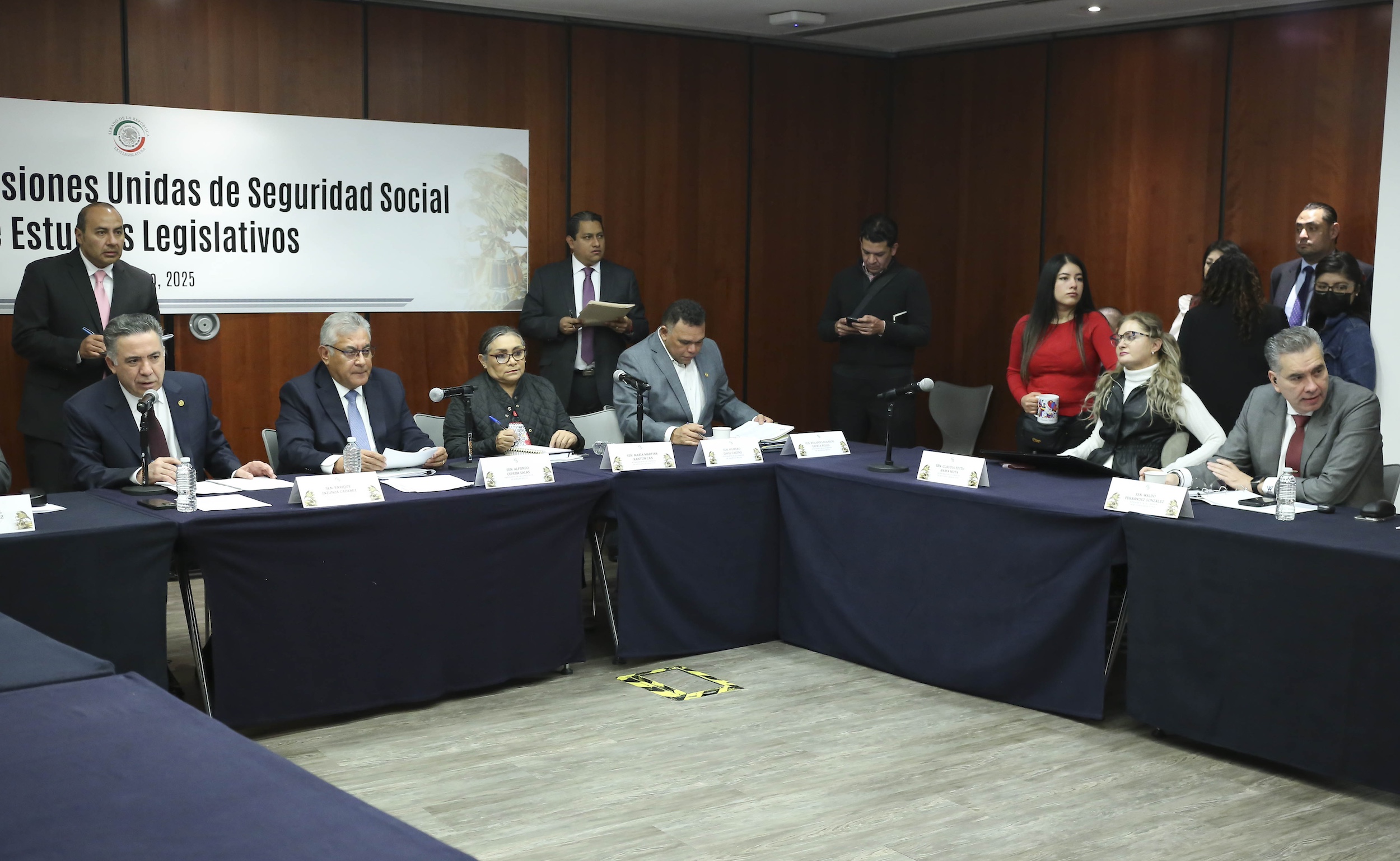 200225 Comisiones Unidas Seguridad Social y Estudios Legislativos-13
