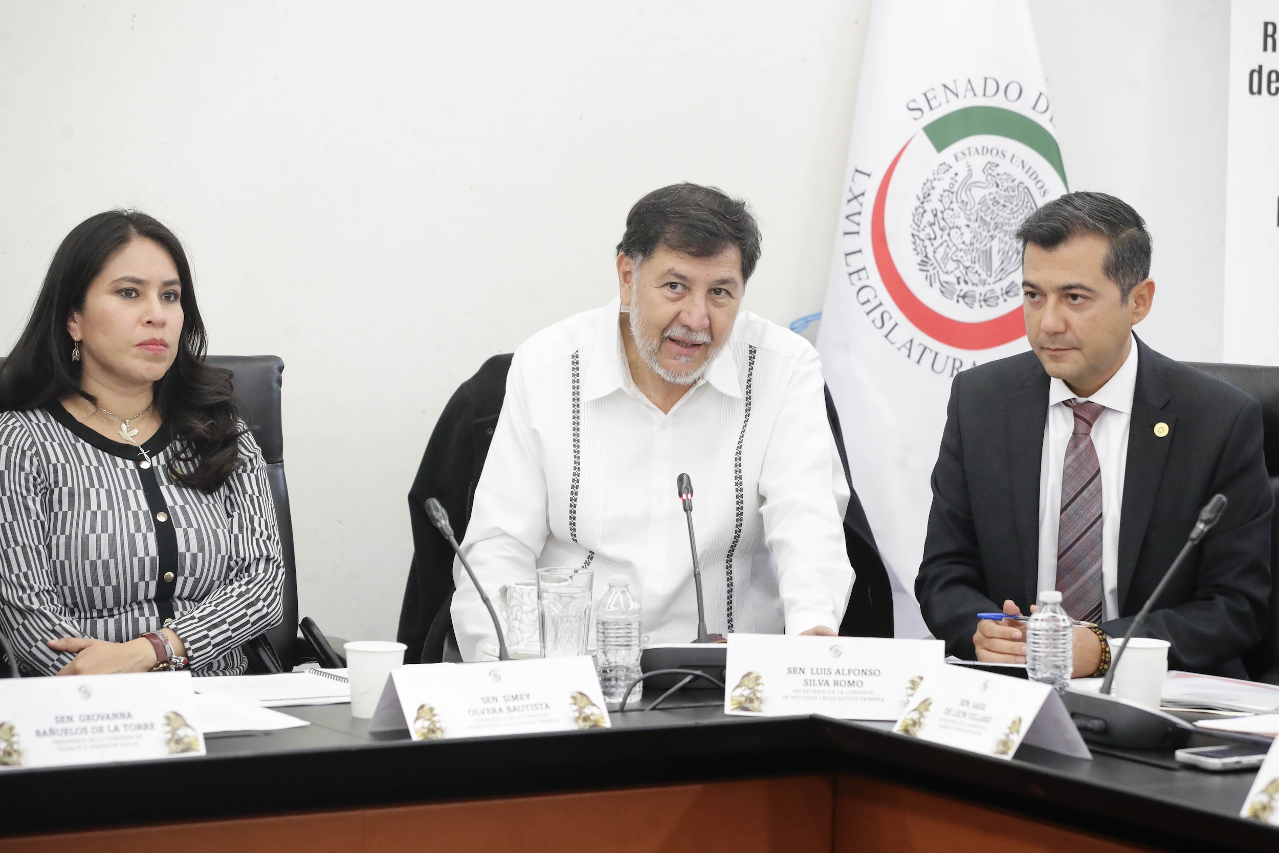 111224 Com Unidas Trabajo y Est Leg Primera-14