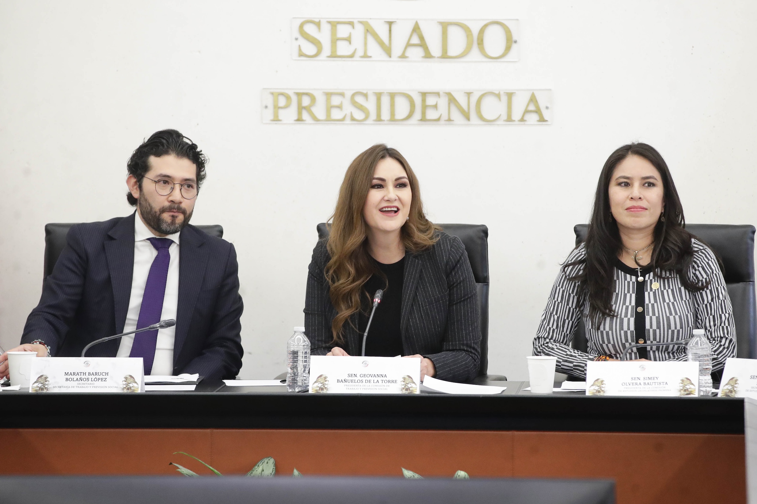 111224 Com Unidas Trabajo y Est Leg Primera-7